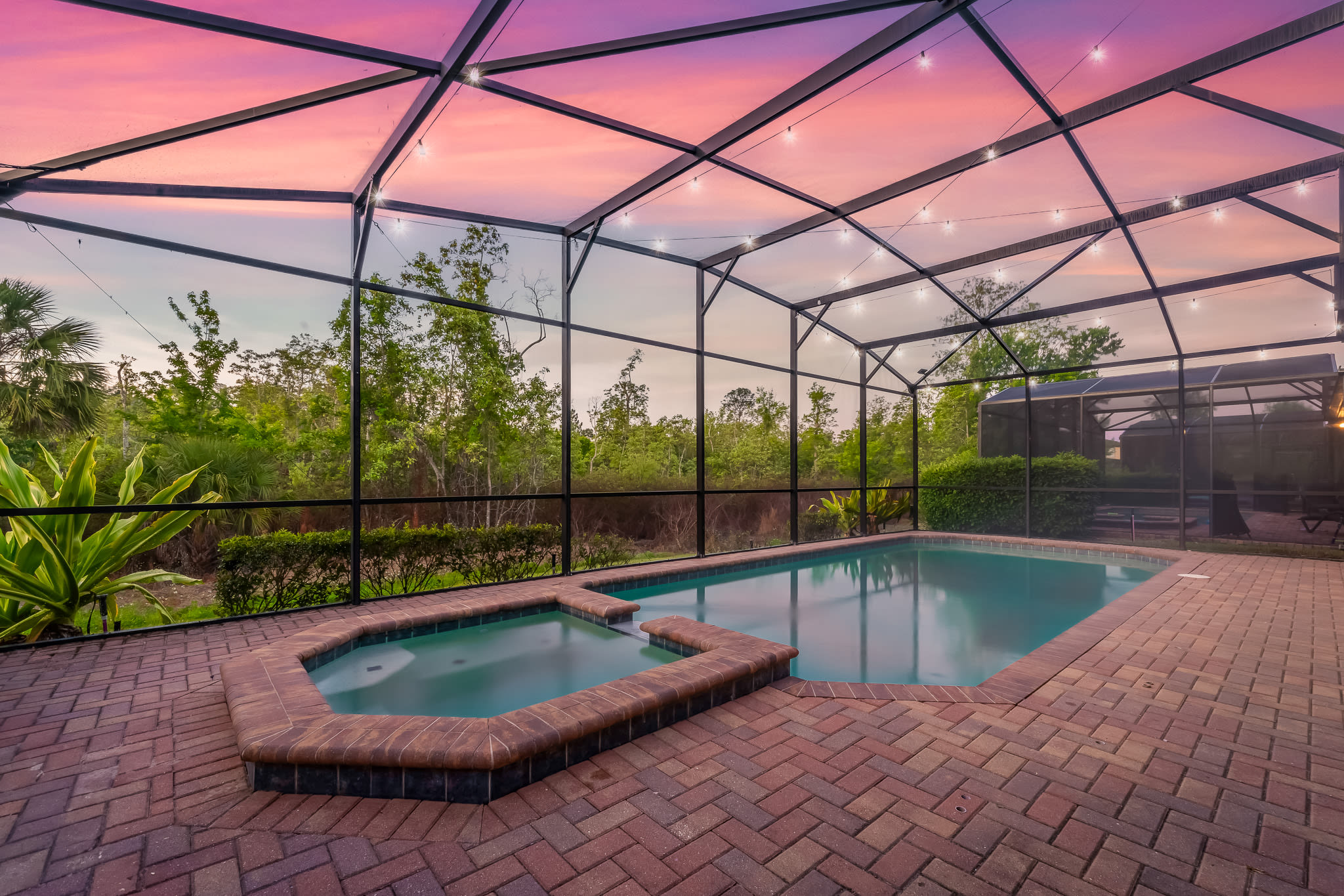 Luxury home w/private pool, water park & Disney