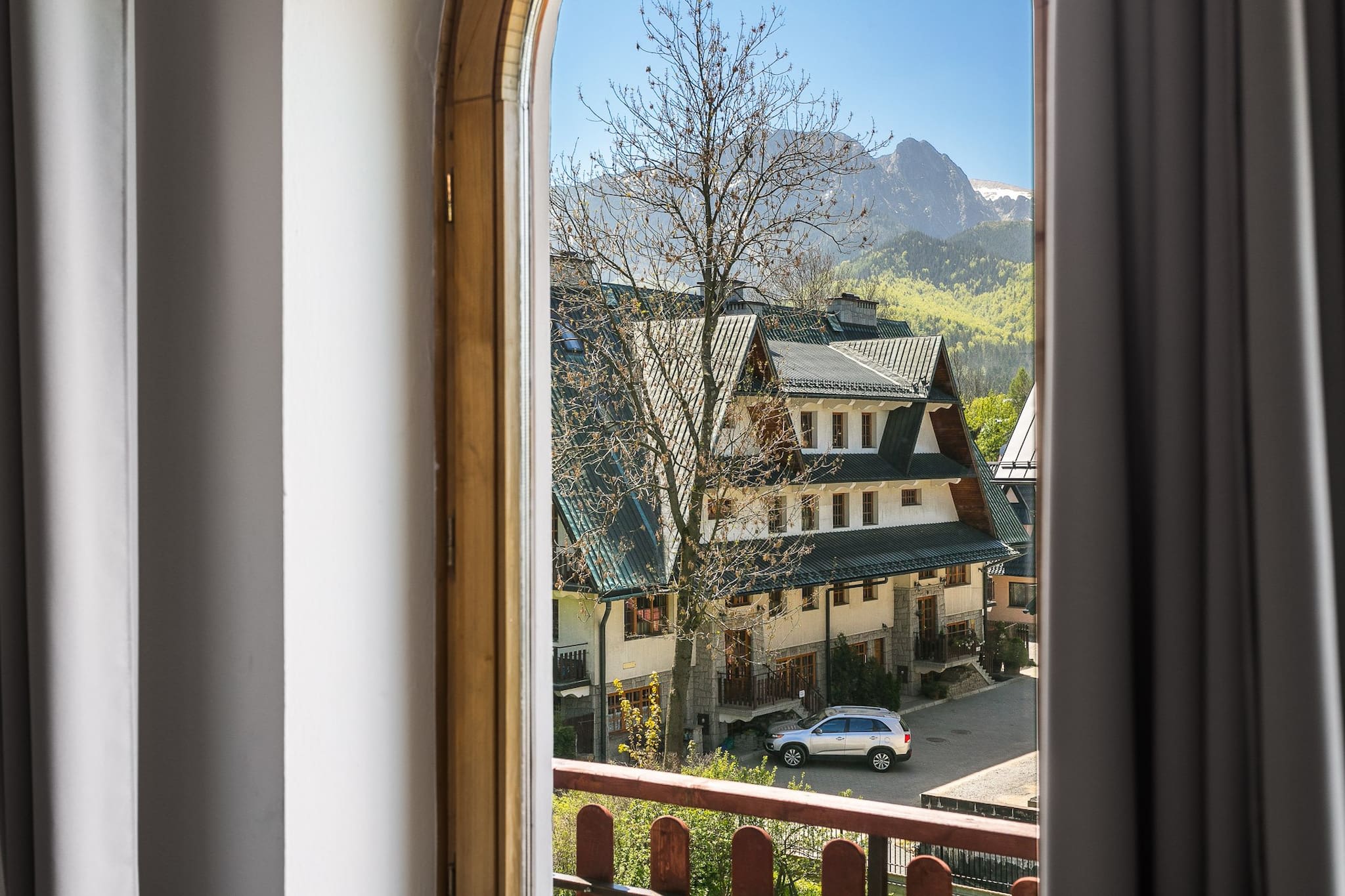 View 9
