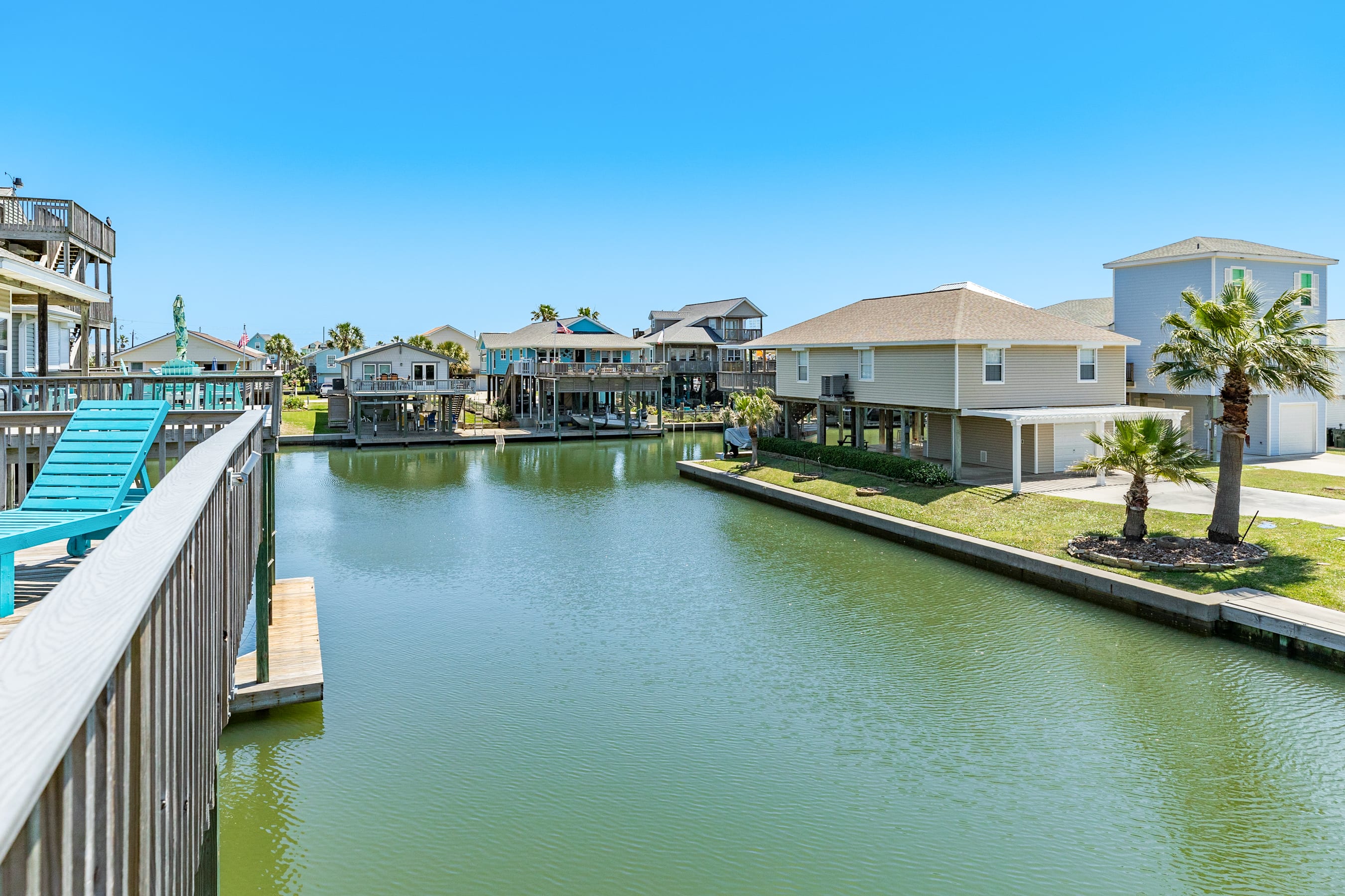 Rod N Reel Retreat Great Fishing Boating 7