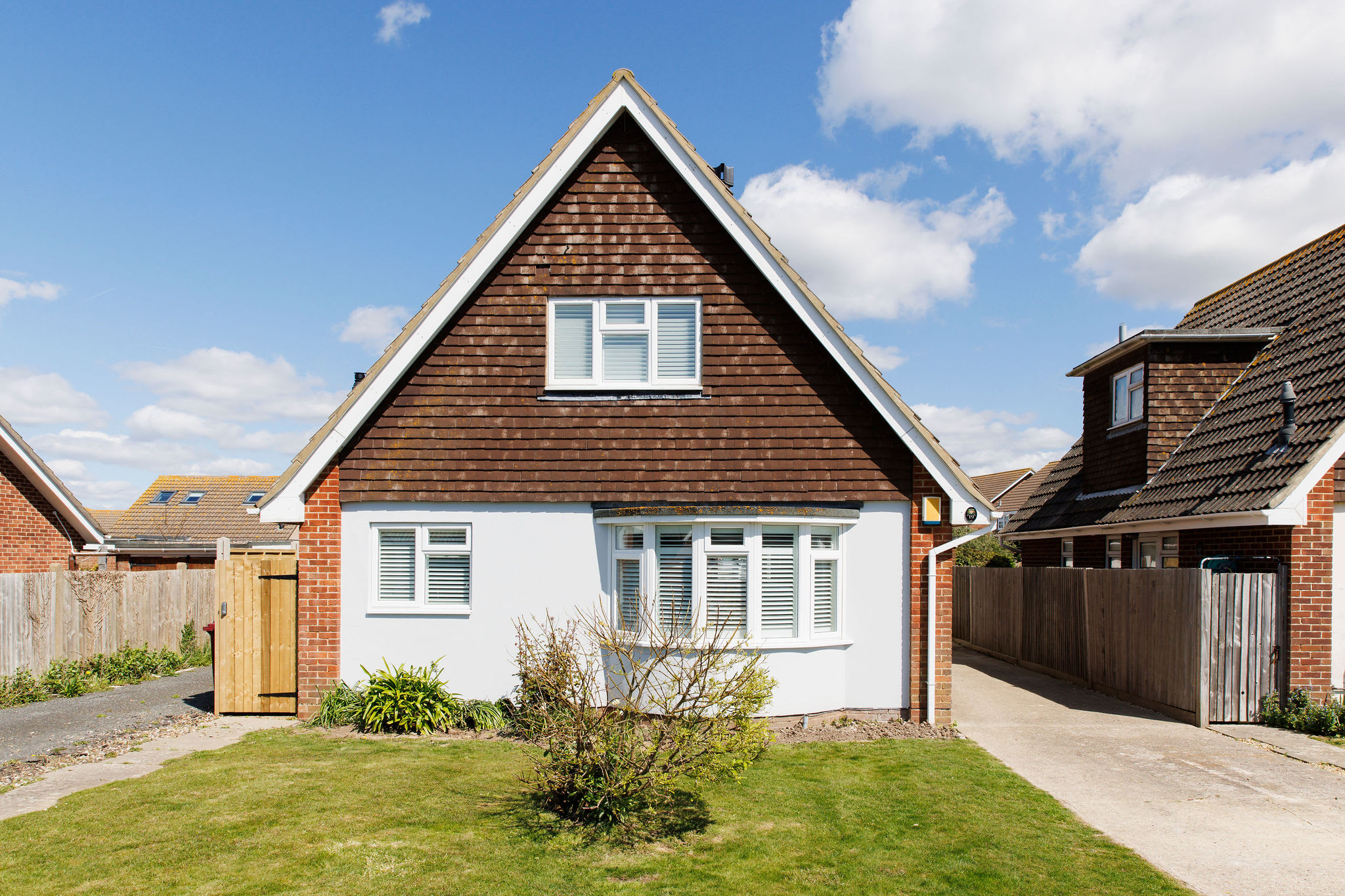 The home has located in a quiet residential road and has driveway parking for 2 cars.