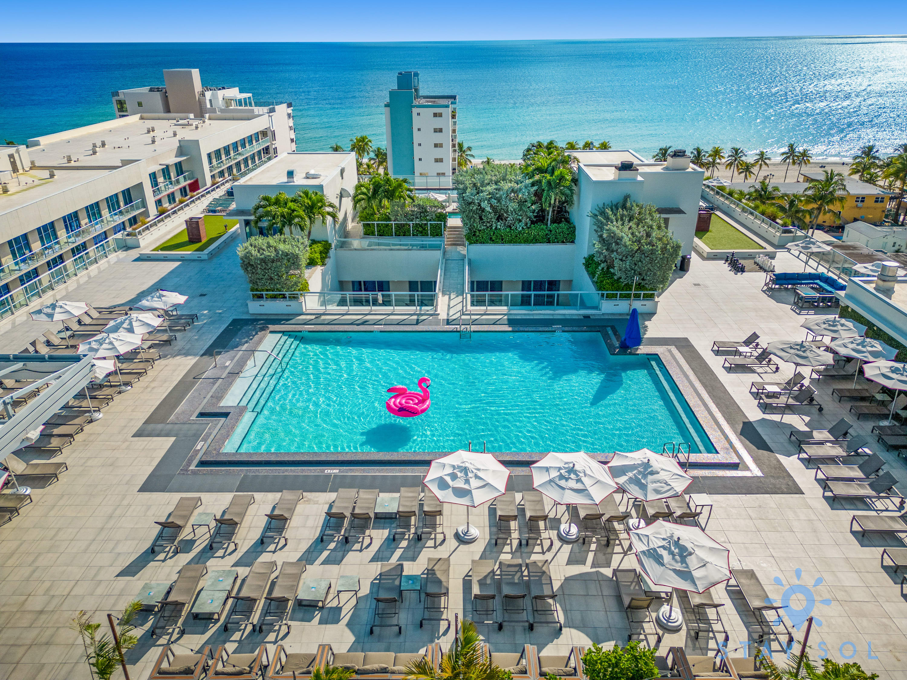 Hollywood Beach, Modern Studio, Rooftop Pool - Foto 1