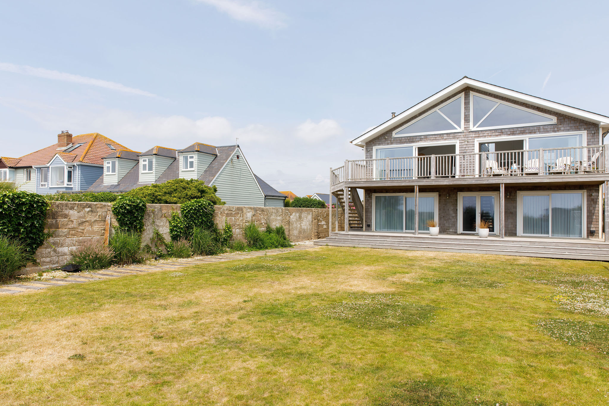 The garden has outdoor seating for 8 as well as 4 football goals