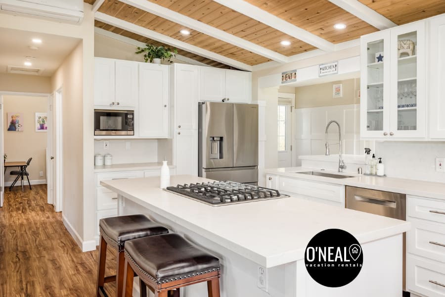 3 Bedroom House - 3 min from beach! — La Selva Beach, CA — vacation rental