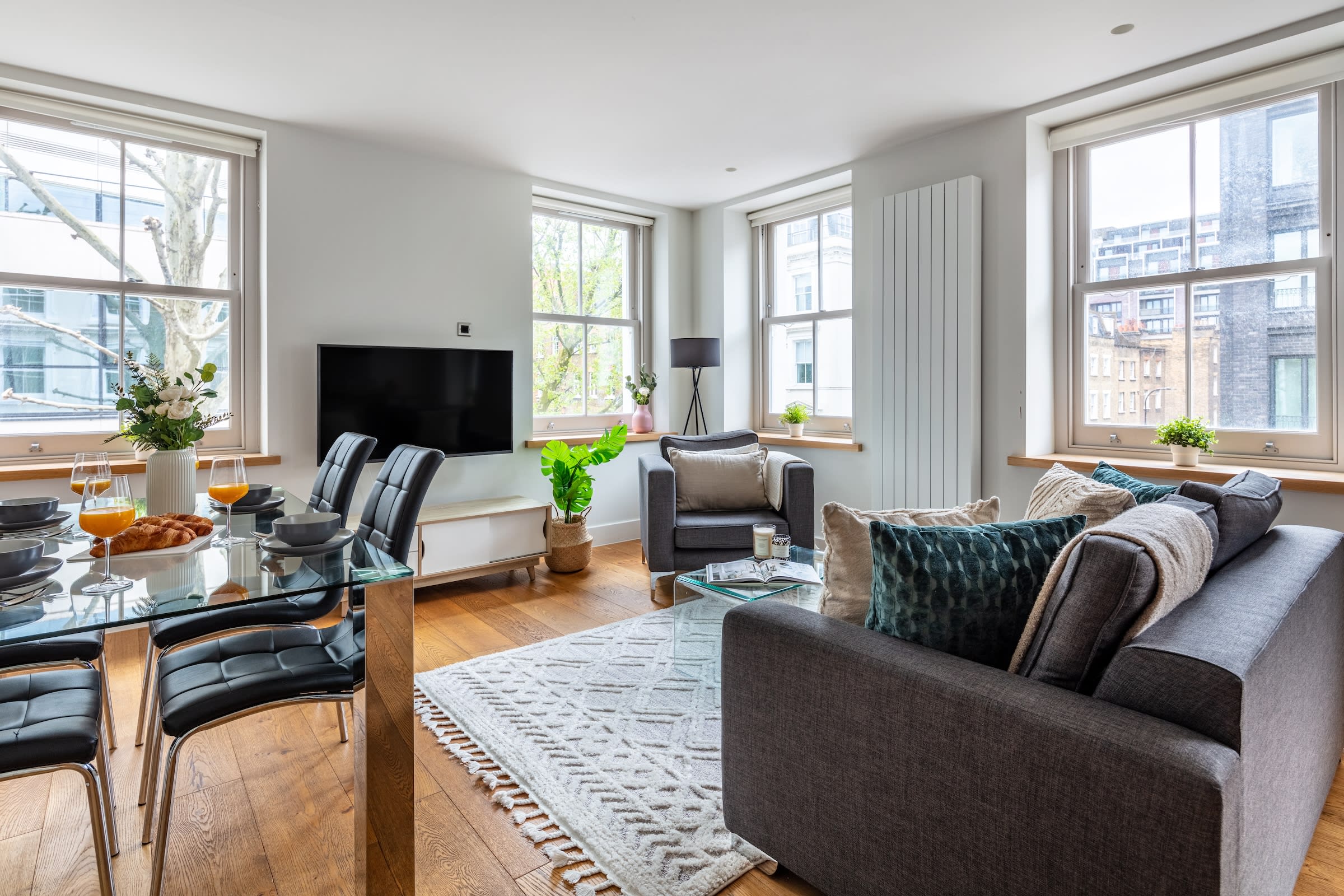 Chic Fitzrovia 1BR by Bloomsbury - Foto 1