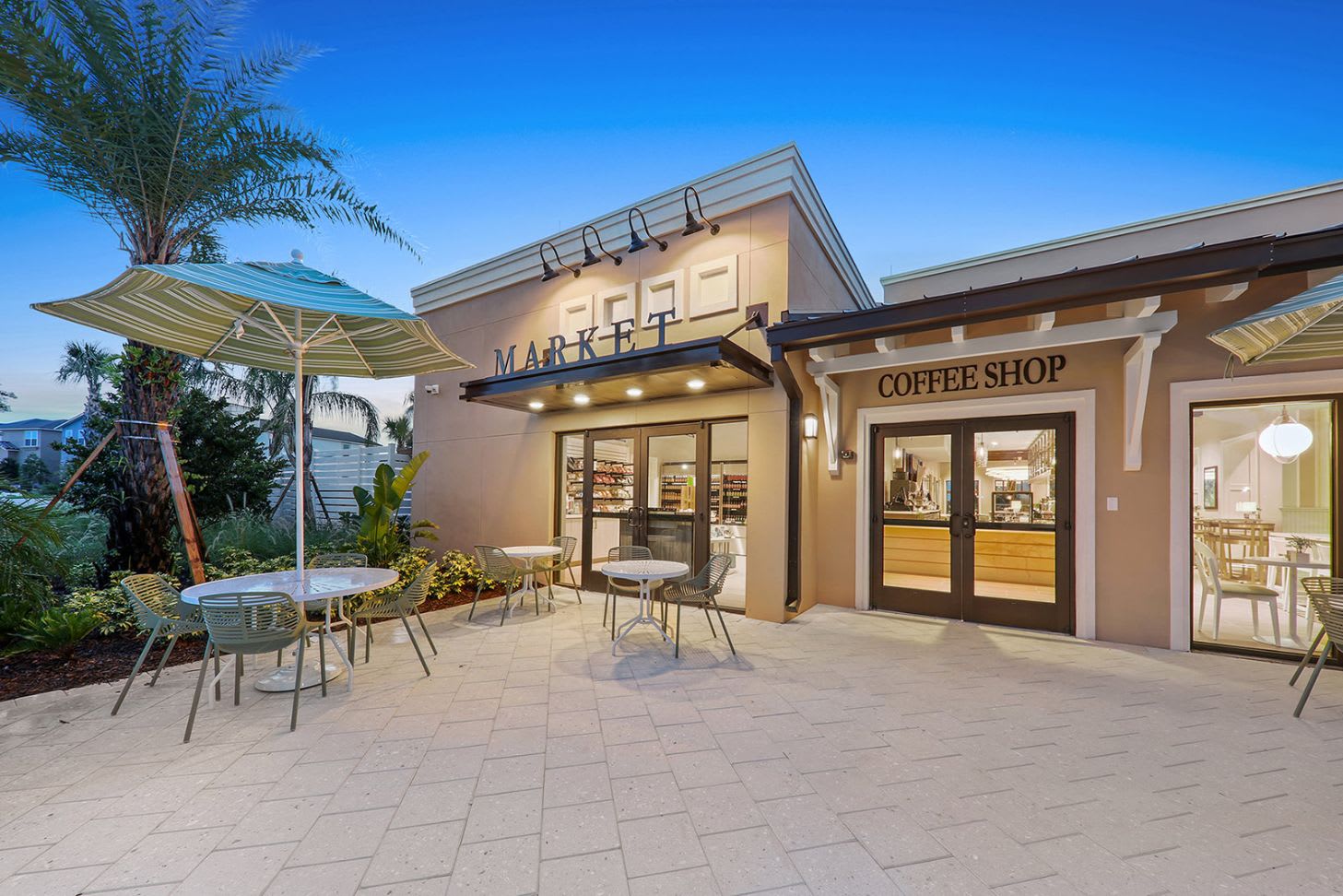 In the Solara Resort clubhouse you will also find a Coffee & Gelato Cafe and a Market Place selling cold drinks, snacks, pool inflatable toys, sun cream and other essentials you may need for time in the sun!