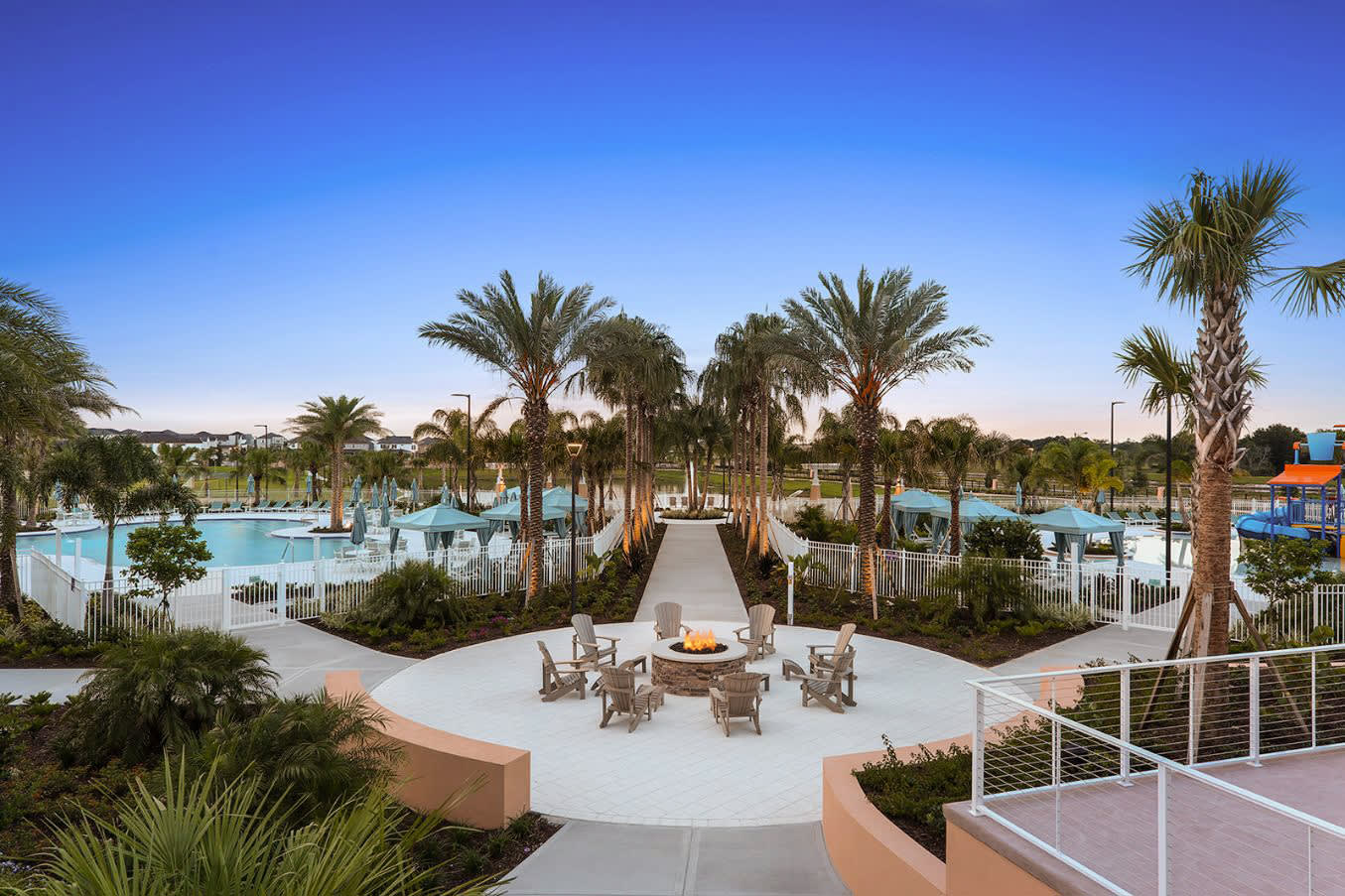 Why not enjoy a drink from the Solara Clubhouse Poolside Bar and relax by the firepit and enjoy those stunning warm Florida evenings.