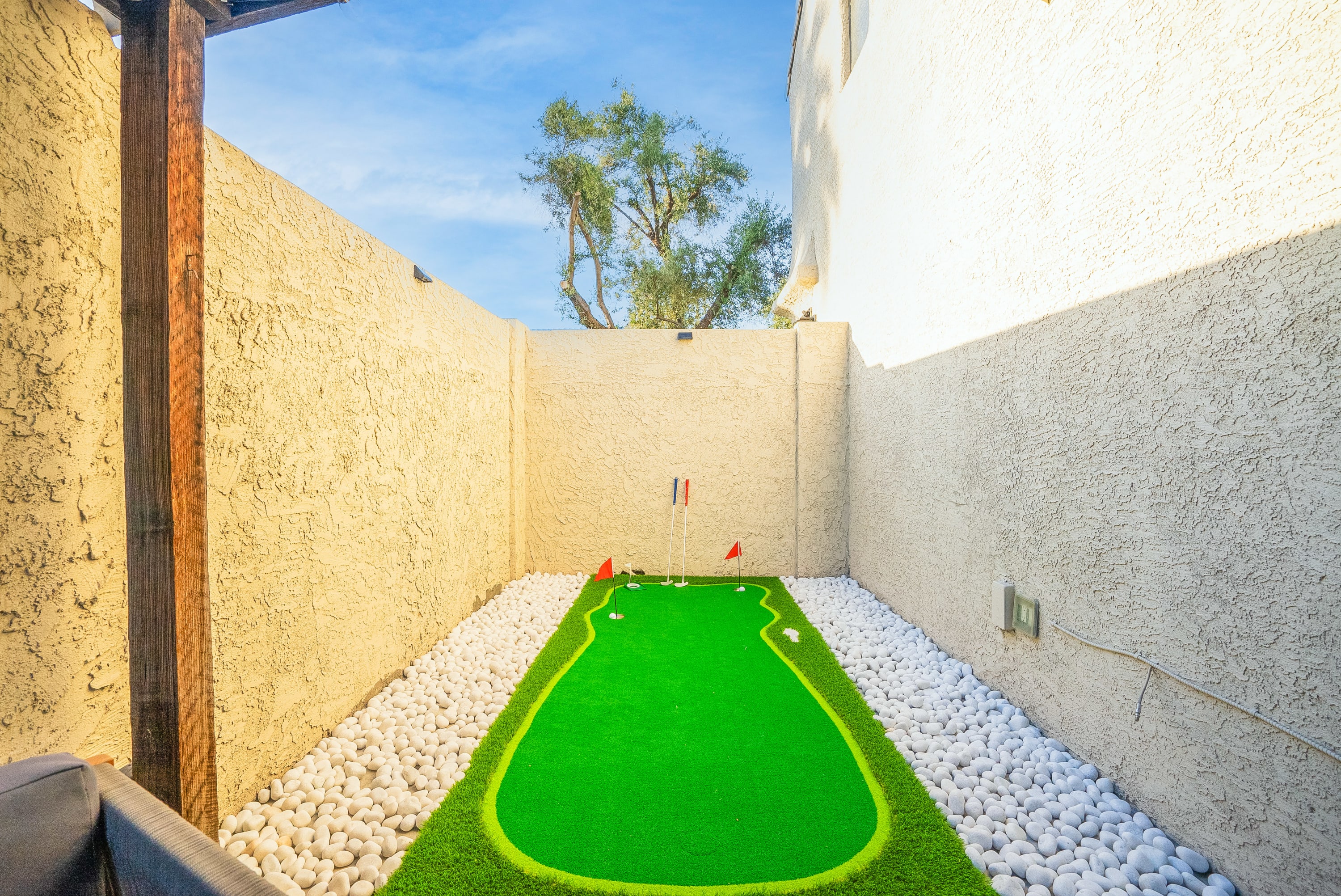 New! Pool, King Bed, Minutes From Old Town