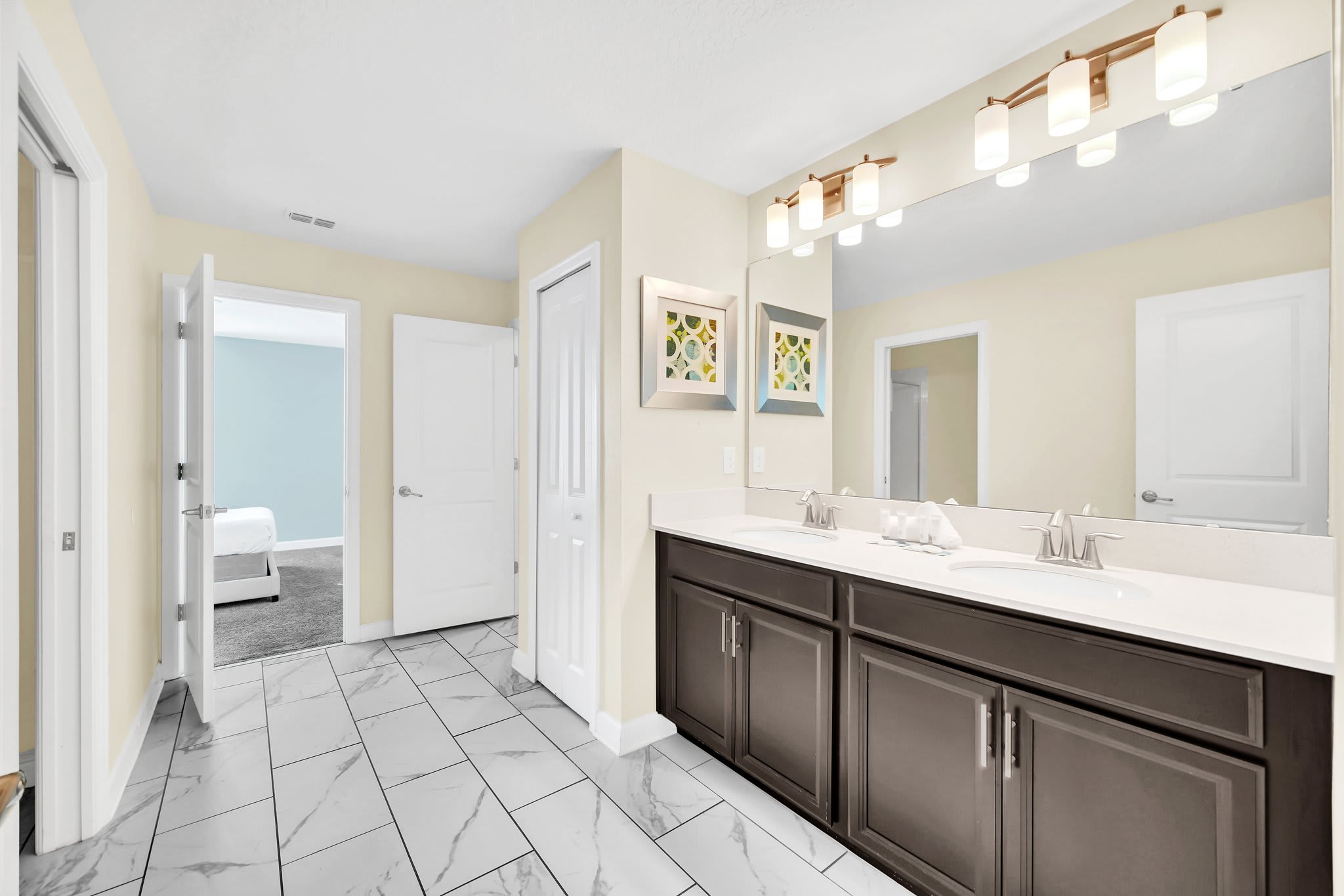 Epic 8B Villa Projector Theater Pool in Gated Community | Photo 29