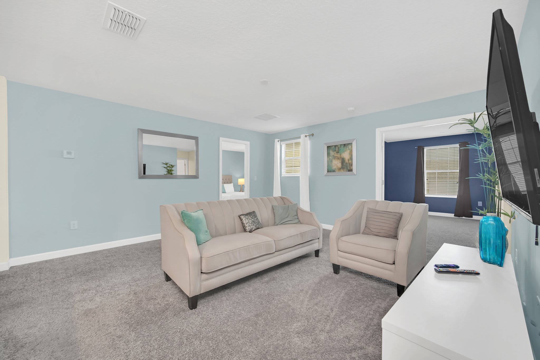 Epic 8B Villa Projector Theater Pool in Gated Community | Photo 33