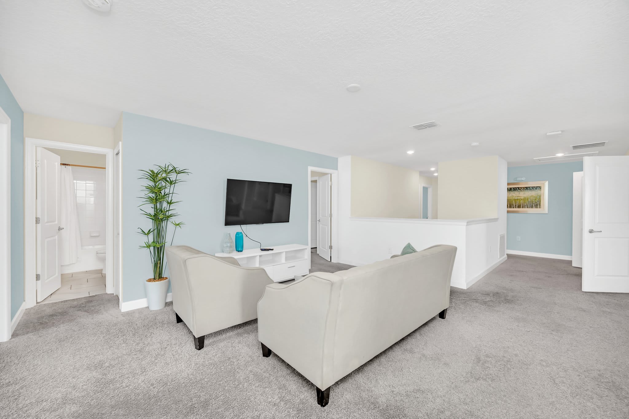 Epic 8B Villa Projector Theater Pool in Gated Community | Photo 34