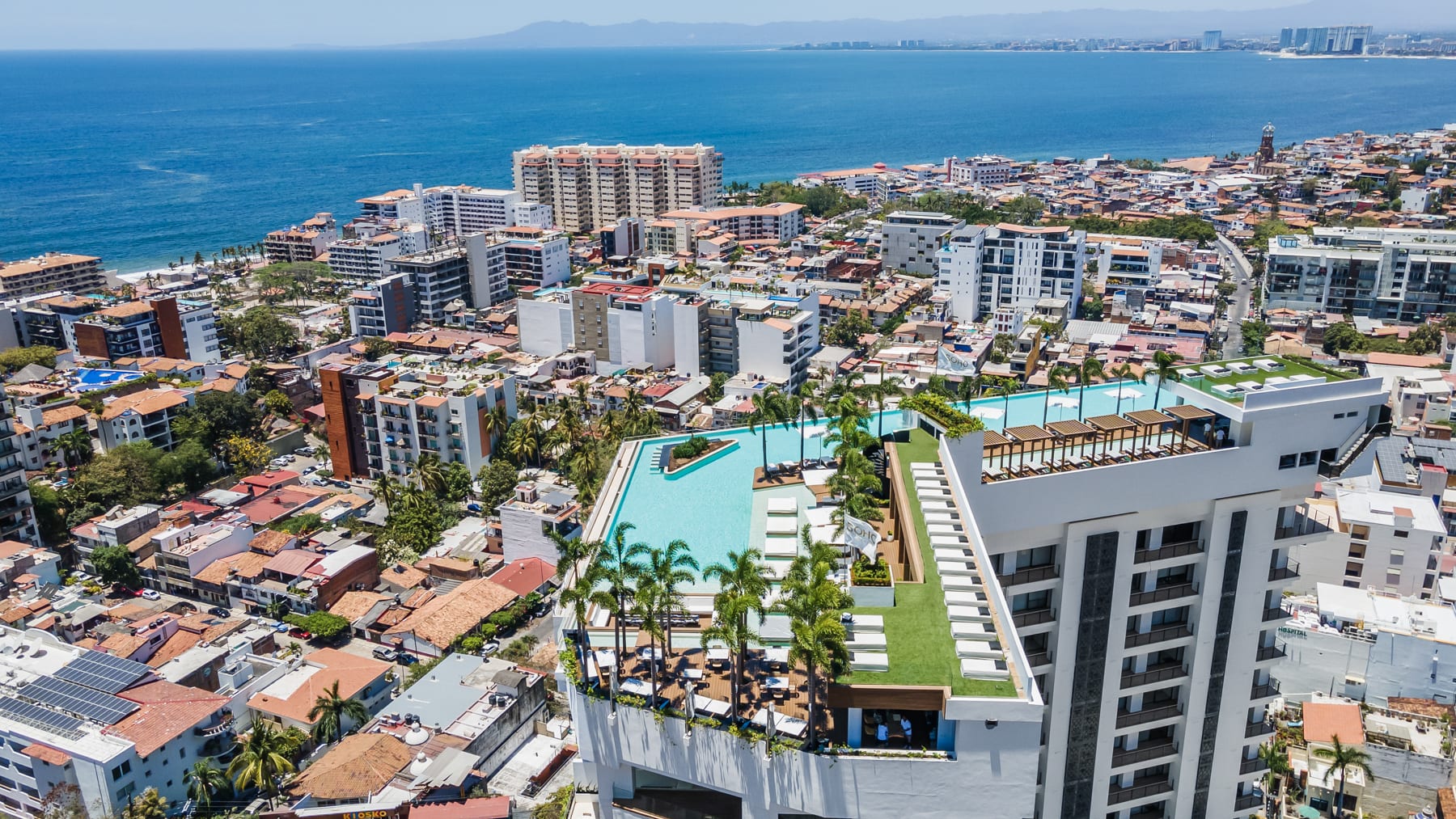 Stunning Condo in SOHO PV Best Rooftop Pool! — Puerto Vallarta, Jalisco — vacation rental