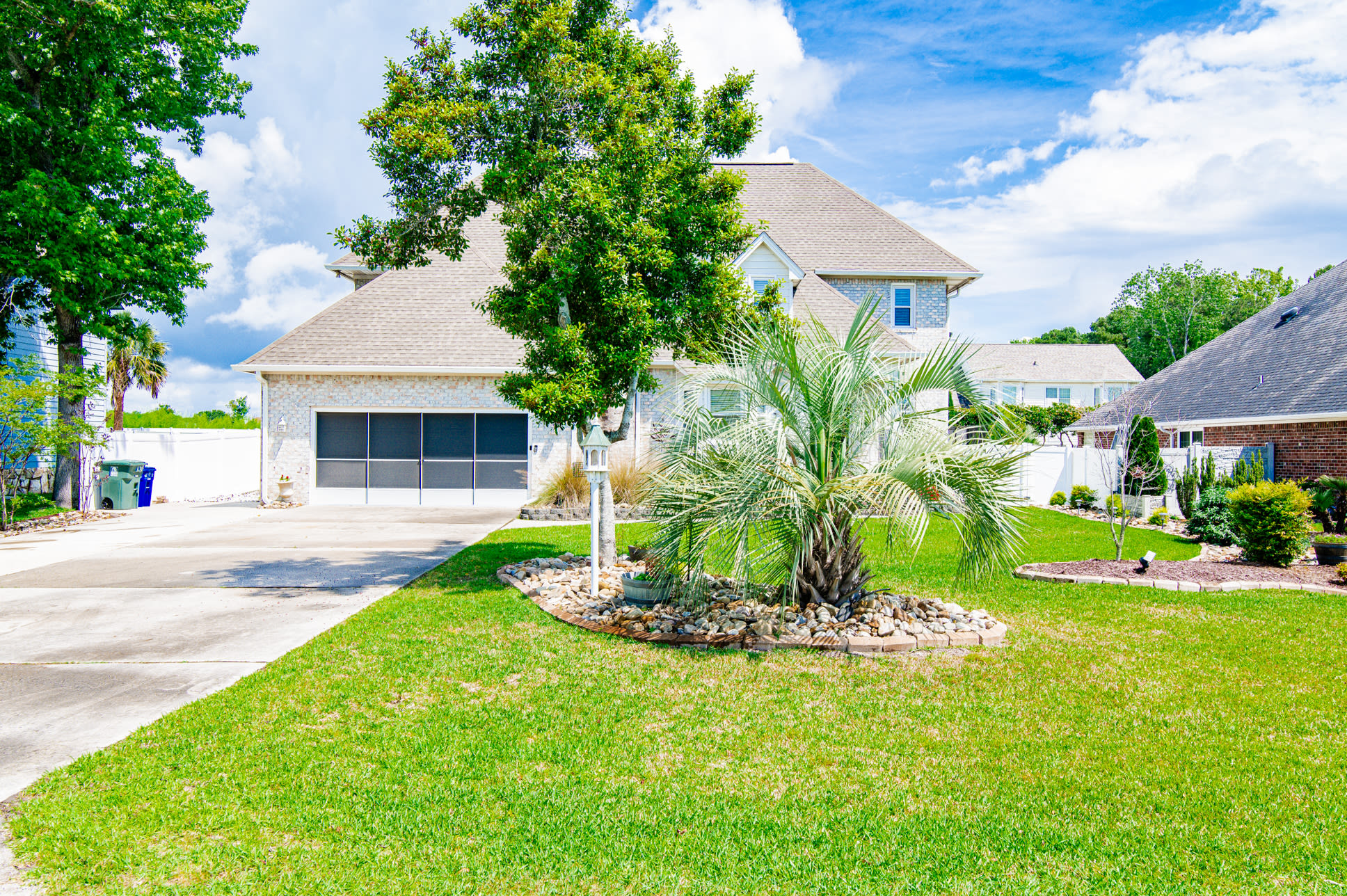 Modern Home with Private Pool in North Myrtle