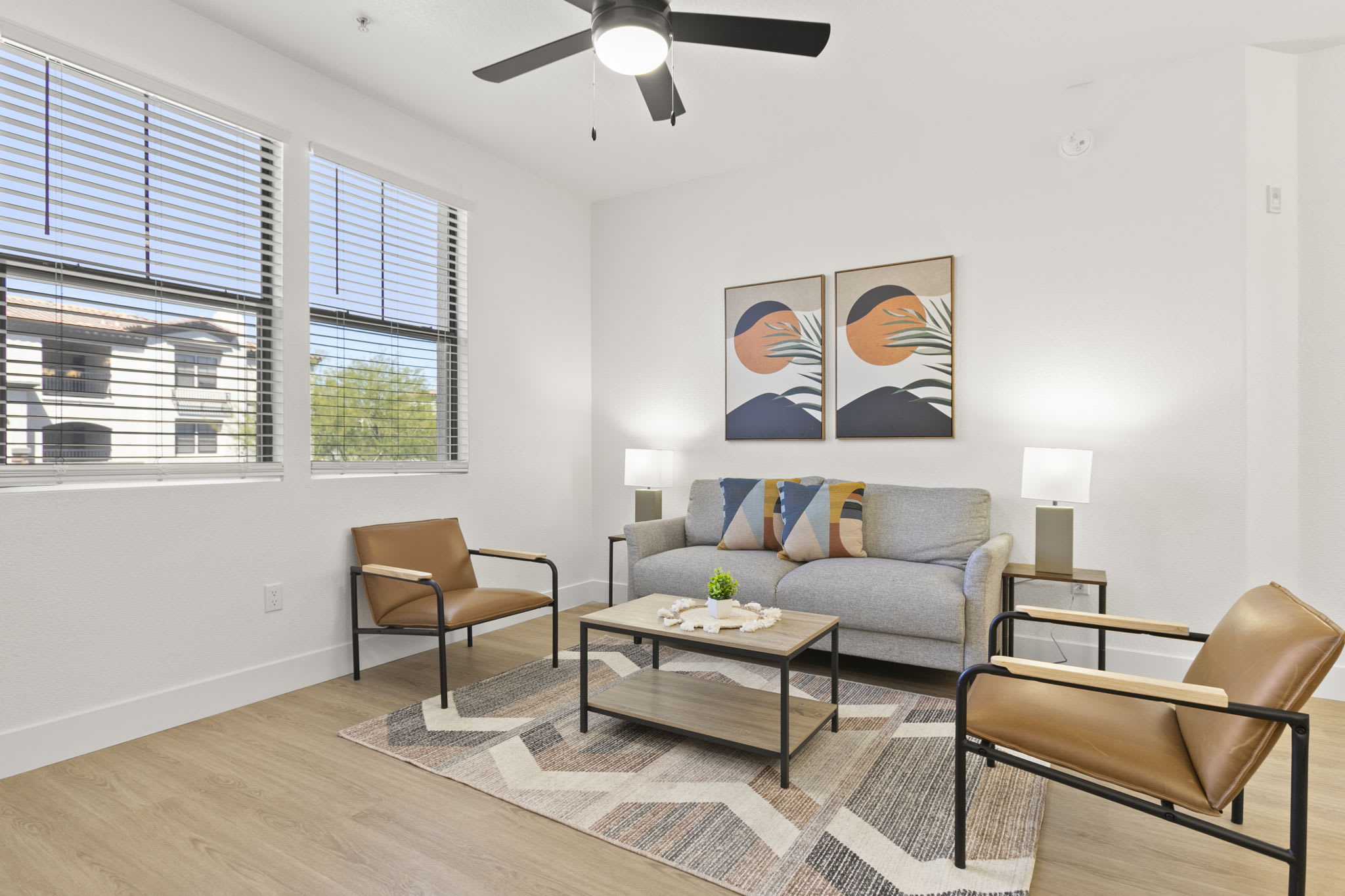 CozySuites Glendale close to the stadium w/ pool! in Glendale, AZ