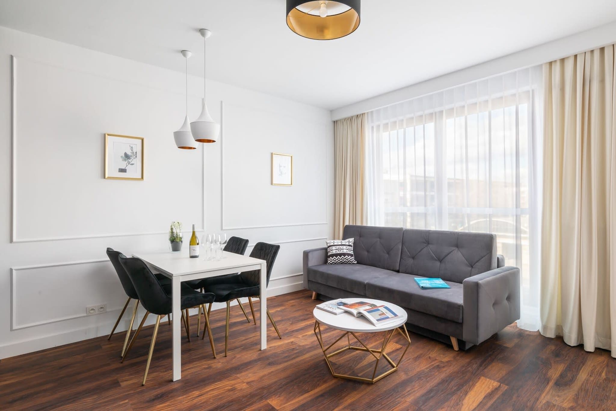 Grzybowska 85 | Prestigious Apartment | WiFi — Warszawa, Województwo mazowieckie — vacation rental