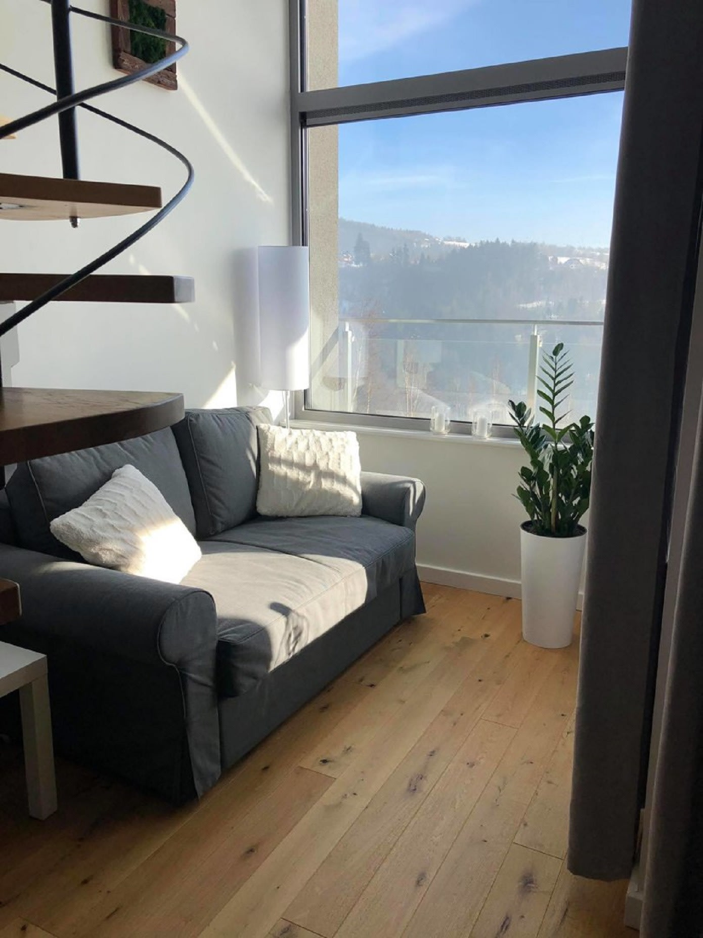 View 9