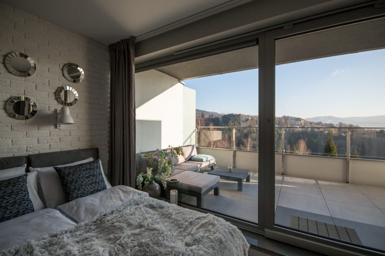 View 9