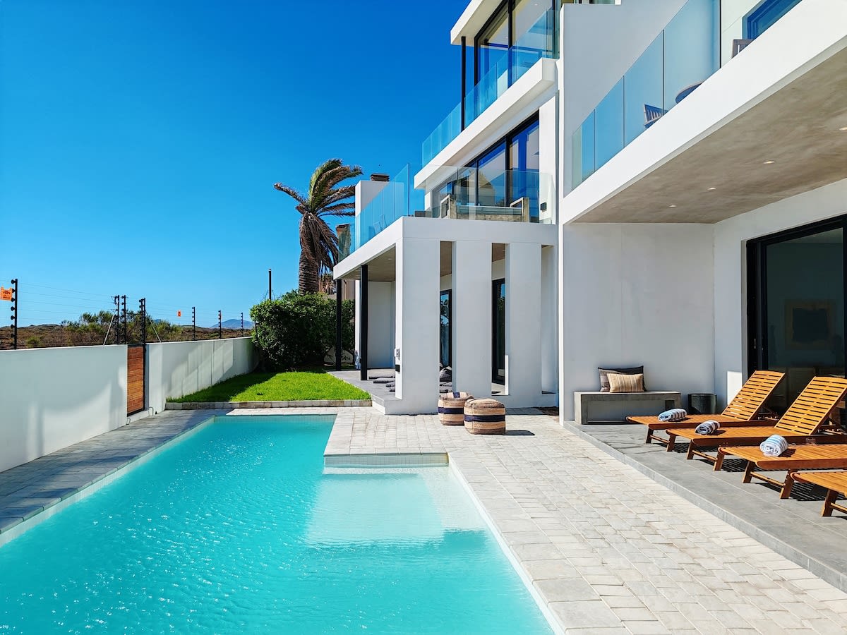 Drift Sunset Beach House — Sunset Beach, Cape Town — vacation rental