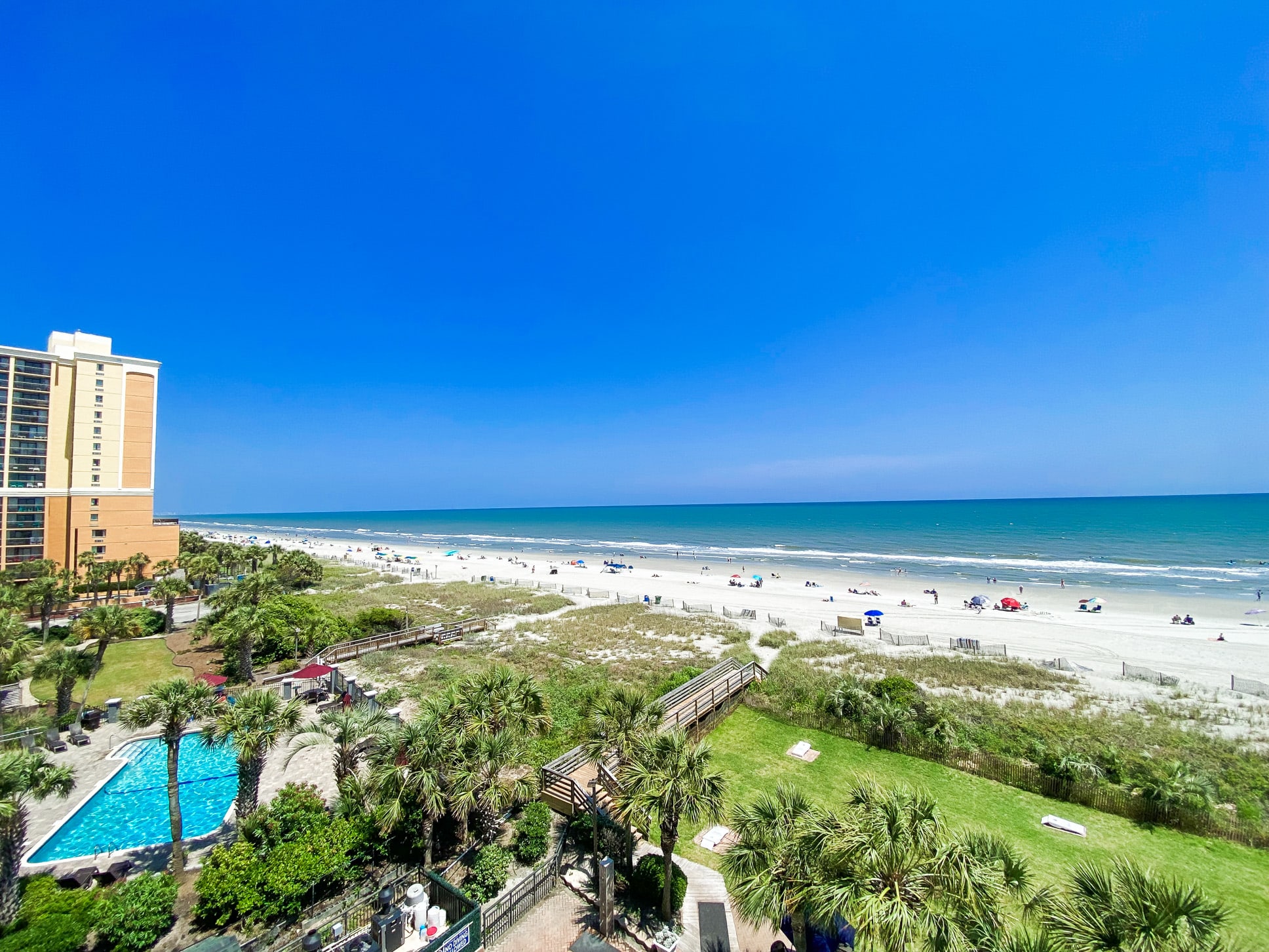 Oceanfront Modern w Lazy River near Boardwalk