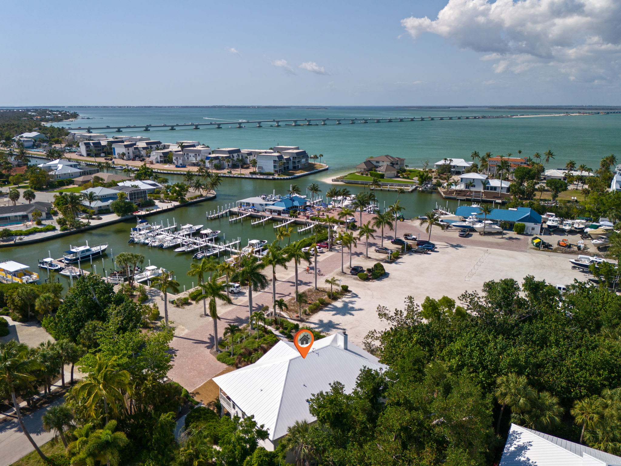 Dot's House- Sanibel Marina Residence with Pool - Foto 1