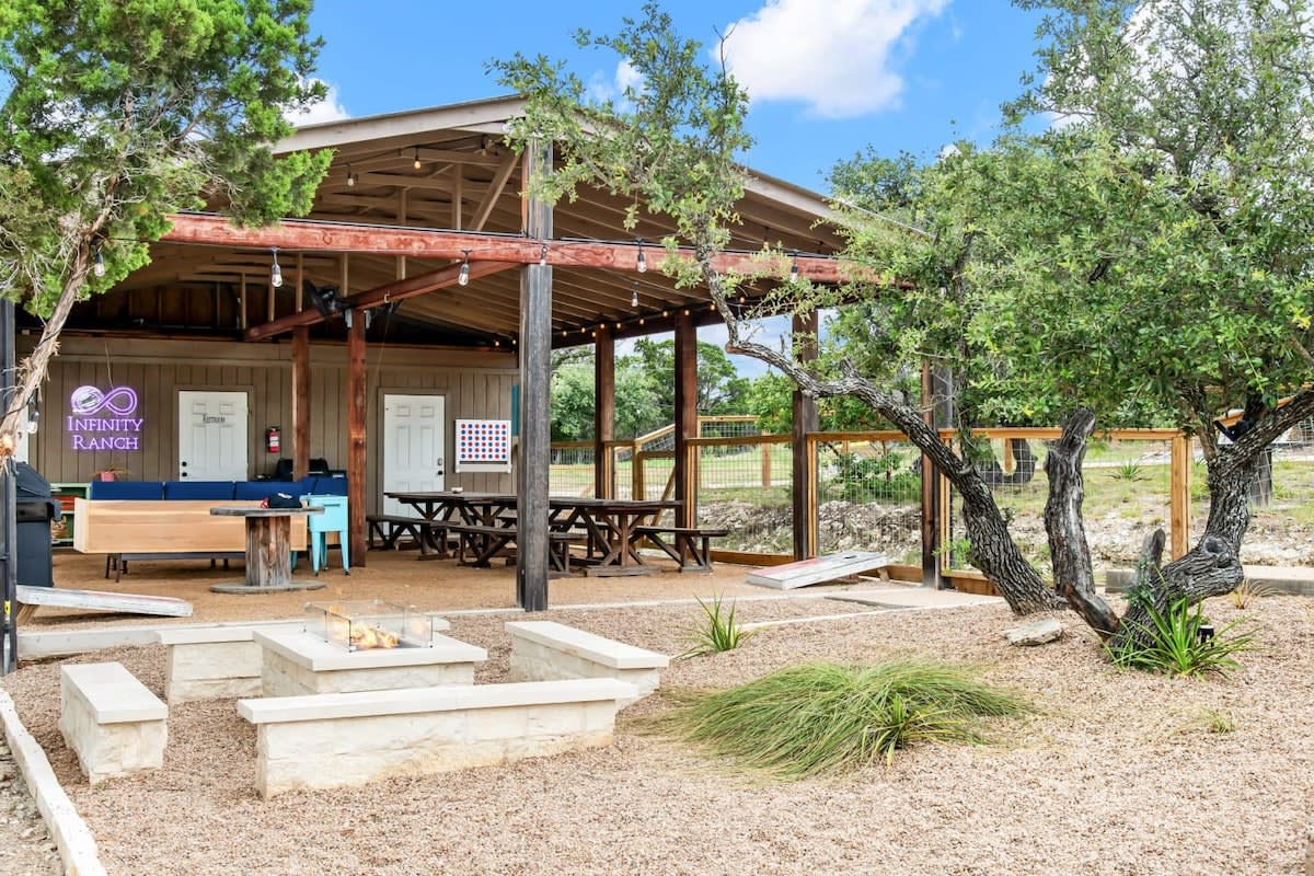 Adorable & Cozy Tiny House #5 @Infinity Ranch