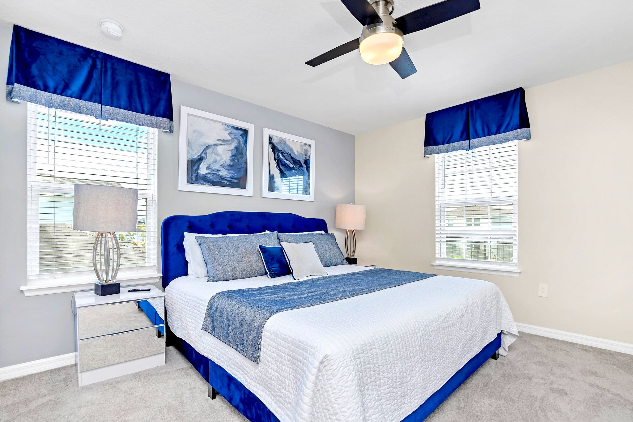Comfortable Queen Room Featuring Premium Linens And Smart TV