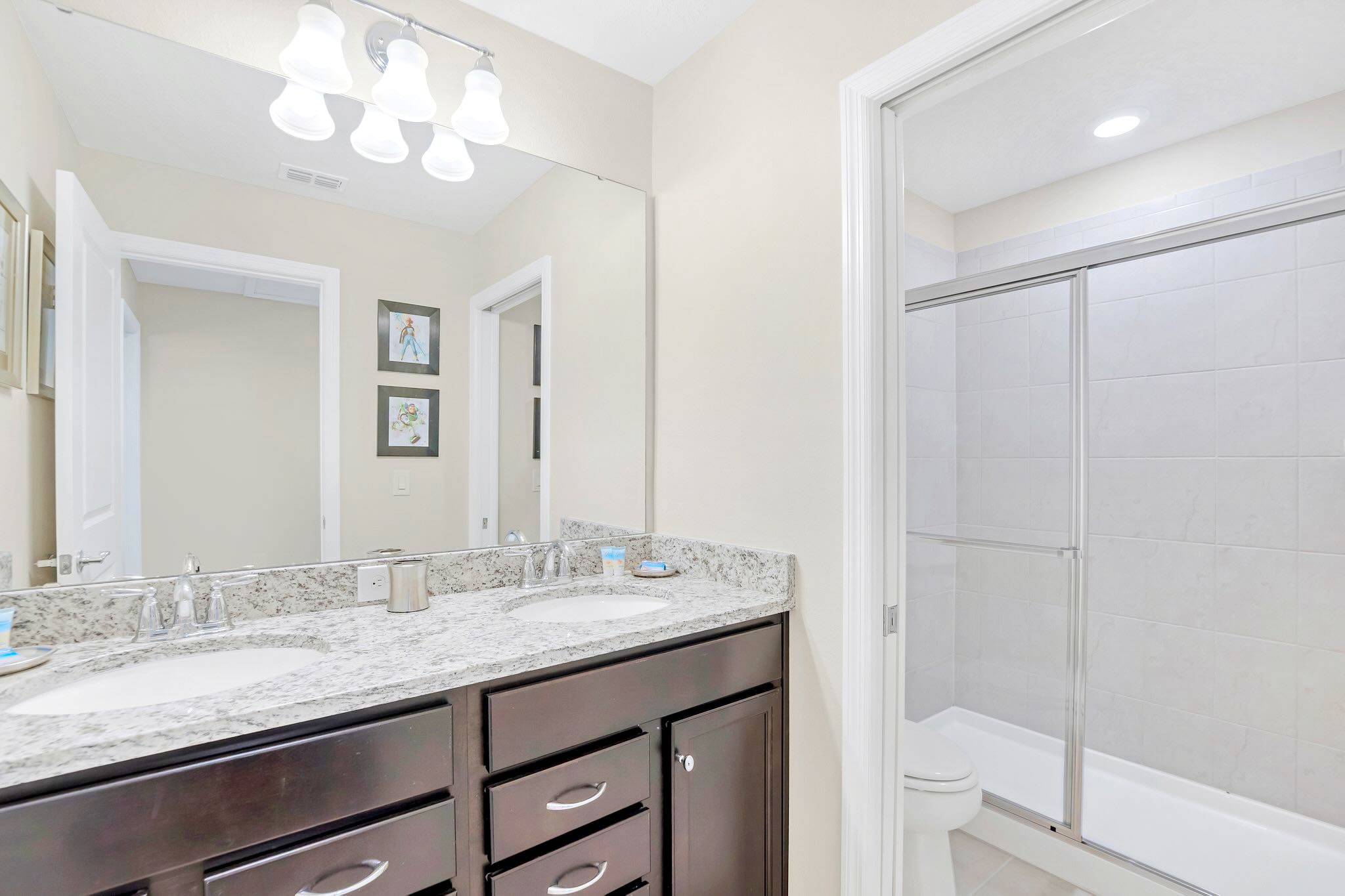 Elegant Bathroom With Sleek Finishes And Modern Design