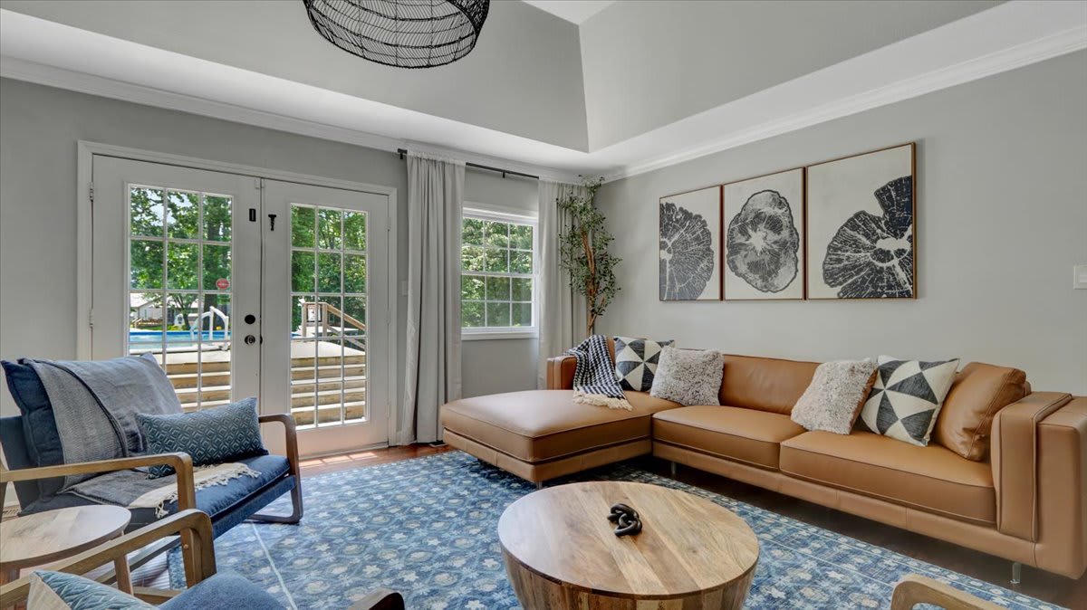 Spacious Lakefront Home | Pool | Hot Tub | Fire Pit | Games