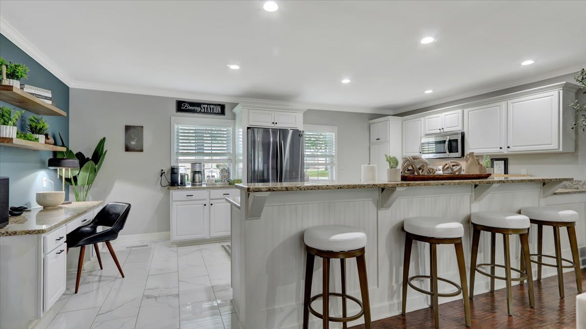 Spacious Lakefront Home | Pool | Hot Tub | Fire Pit | Games - Foto 13