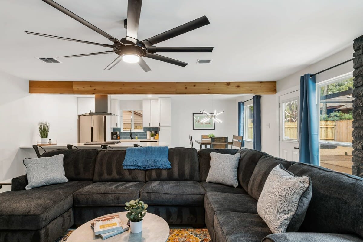 Remodeled 5BR Lux Home w/ Pool & Game Table- Pets!