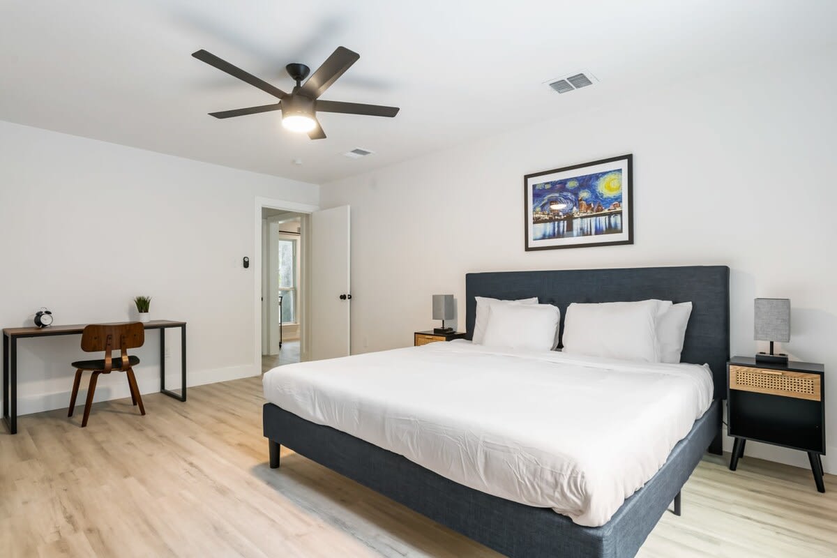 Remodeled 5BR Lux Home w/ Pool & Game Table- Pets!