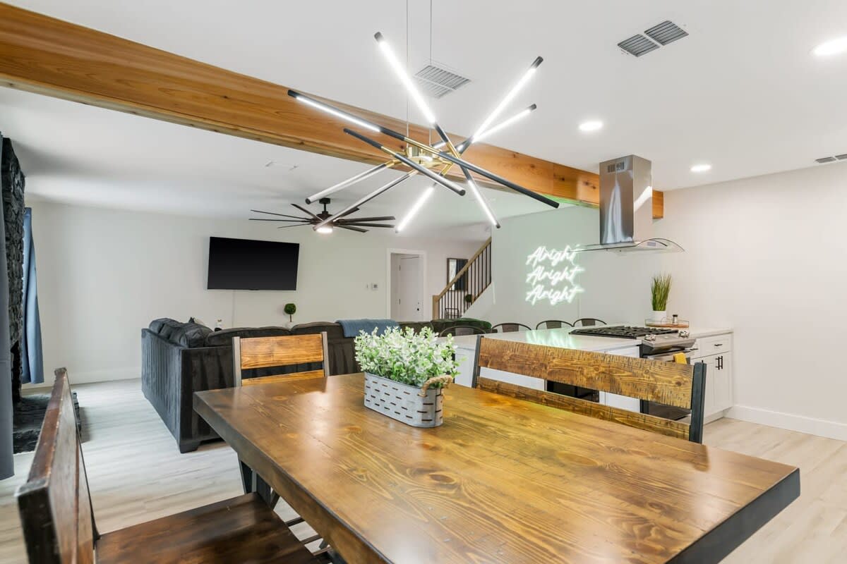 Remodeled 5BR Lux Home w/ Pool & Game Table- Pets!