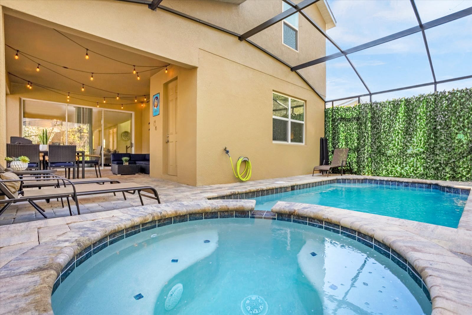 Spectacular 7BR Home w Pool Arcade near Disney 7