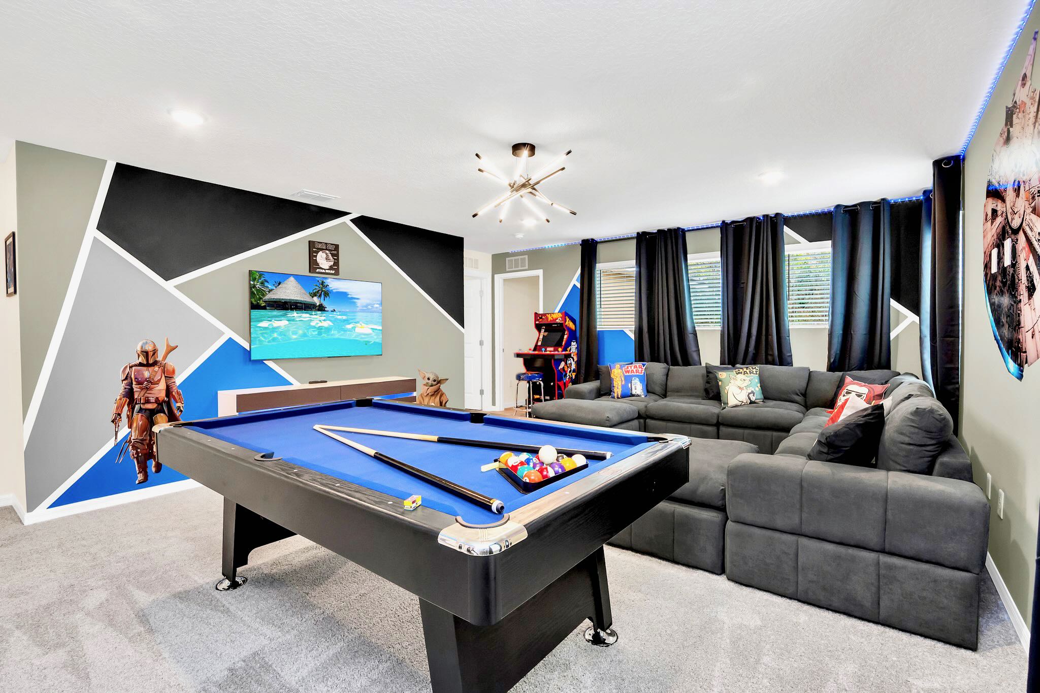 Spectacular 7BR Home w Pool Arcade near Disney 2