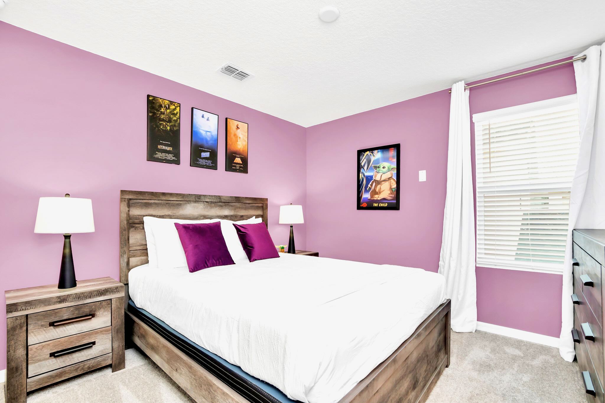 Queen Bedroom with En-Suite 