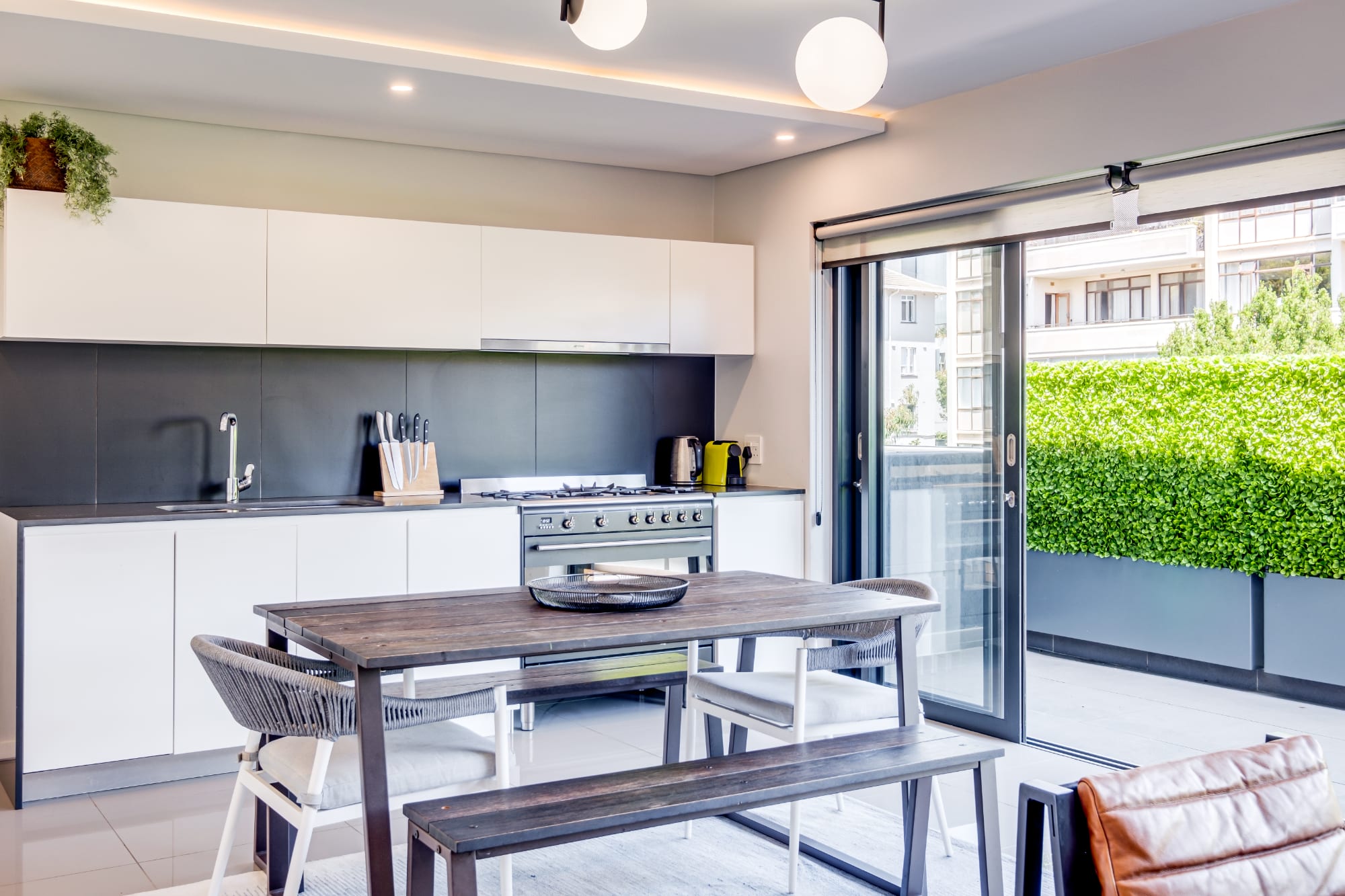Bahati Executive Pad 8