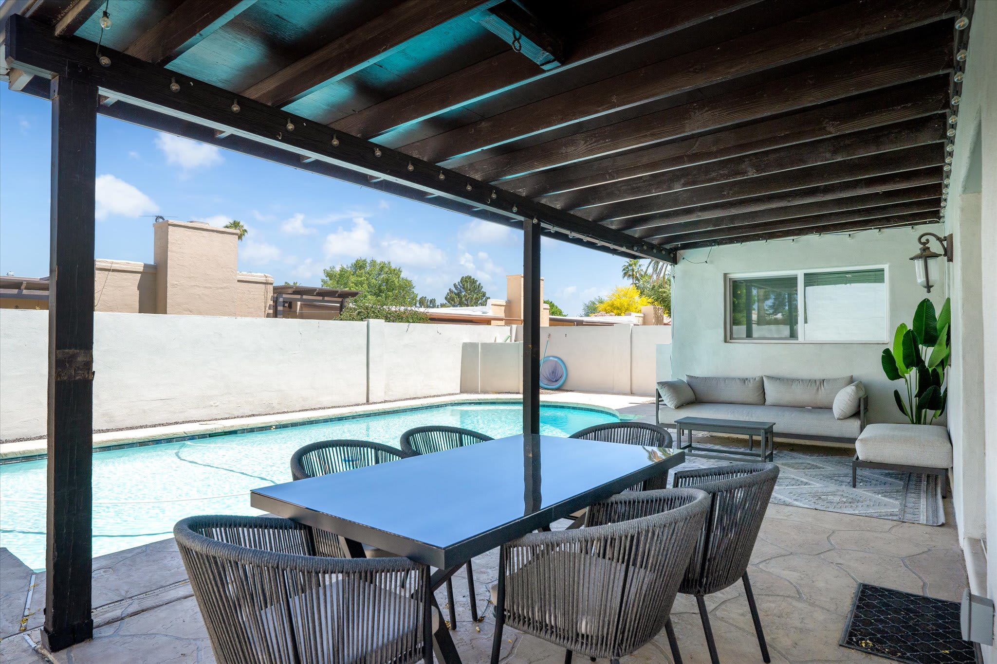 Modern Comfort~ Pool~ BBQ~ Prime Location — Litchfield Park, AZ — vacation rental