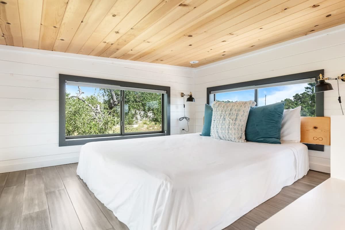 Infinity Ranch: Luxe Tiny Homes w/ Resort Pool