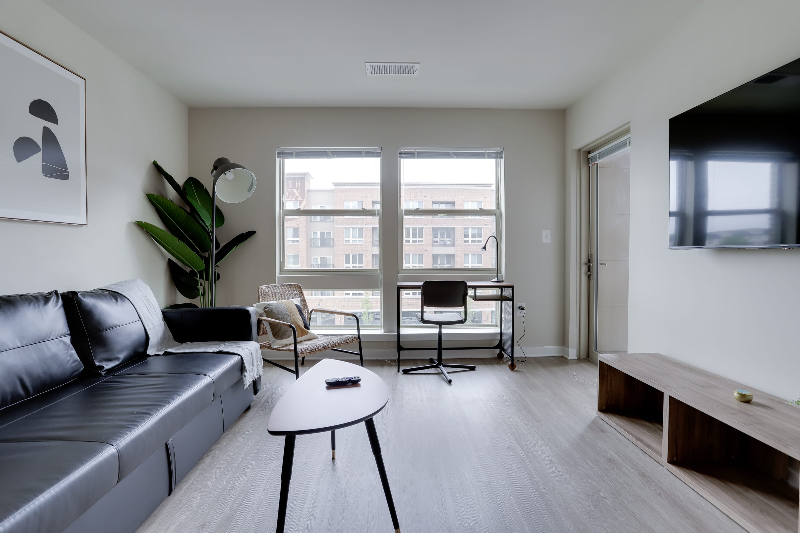 Relax & Enjoy in this Apartment at Alexandria