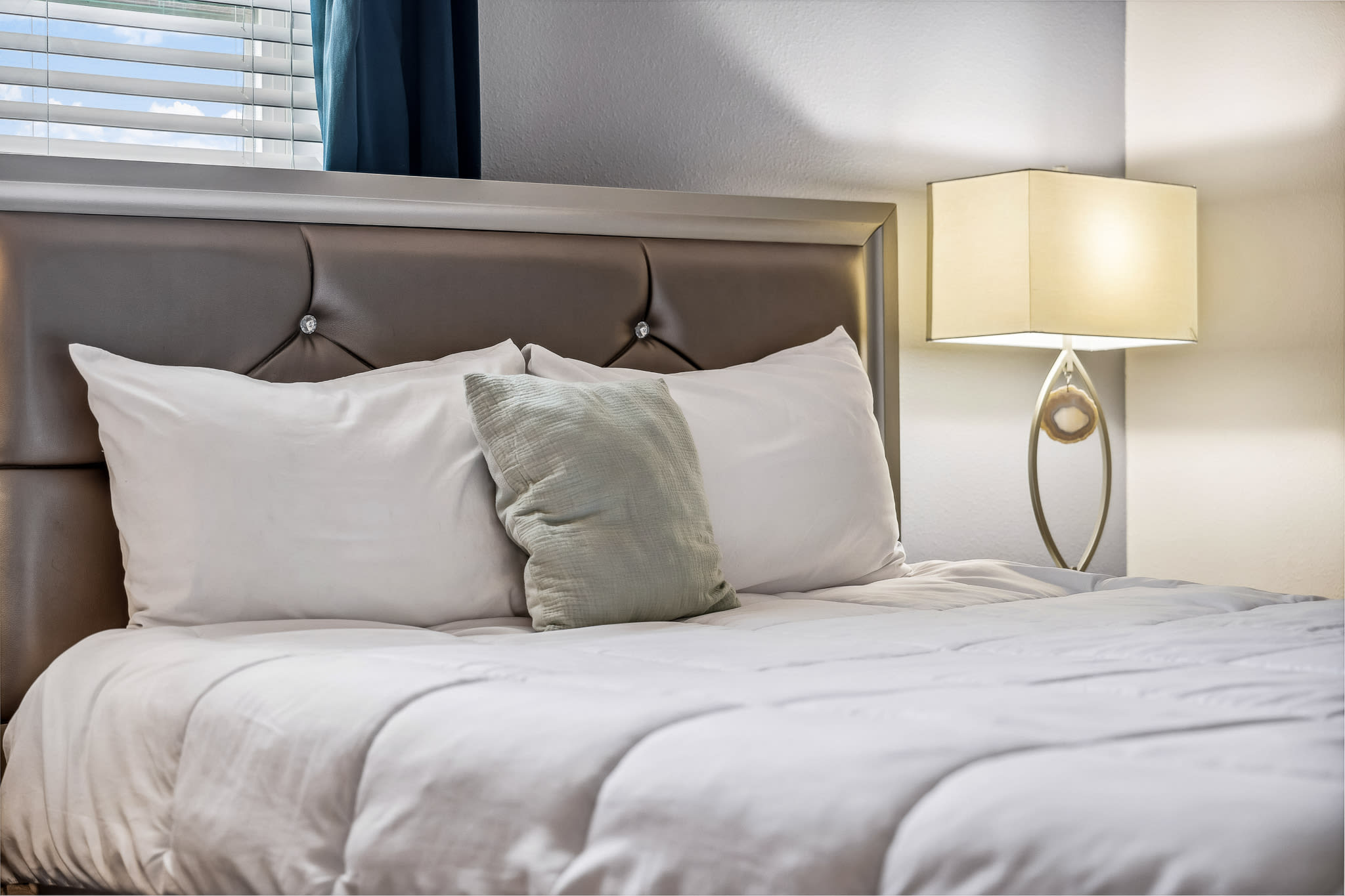 Villa w/pool & hot tub & game room