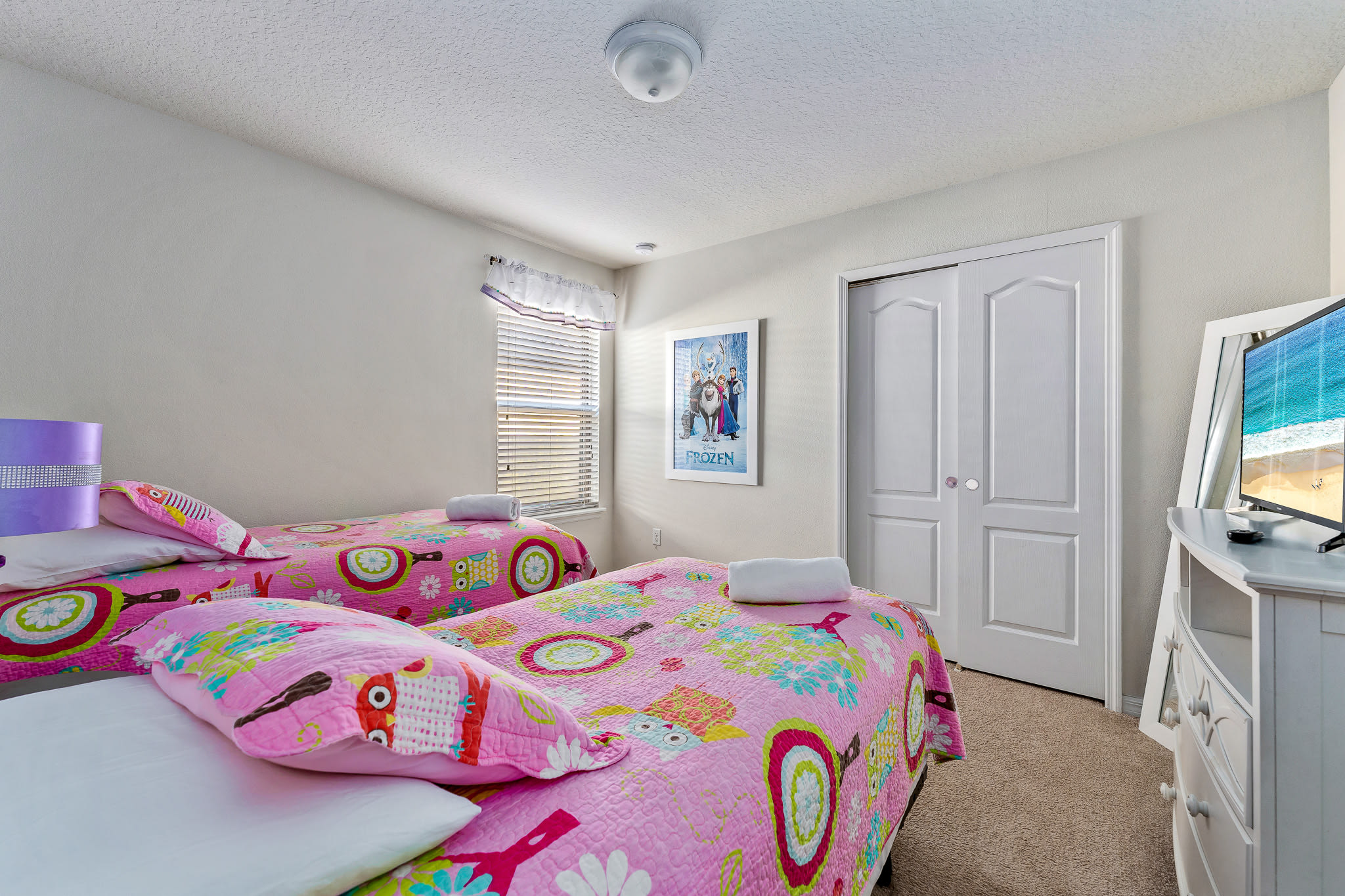 Villa w/ Heated pool & FREE Waterpark near Disney