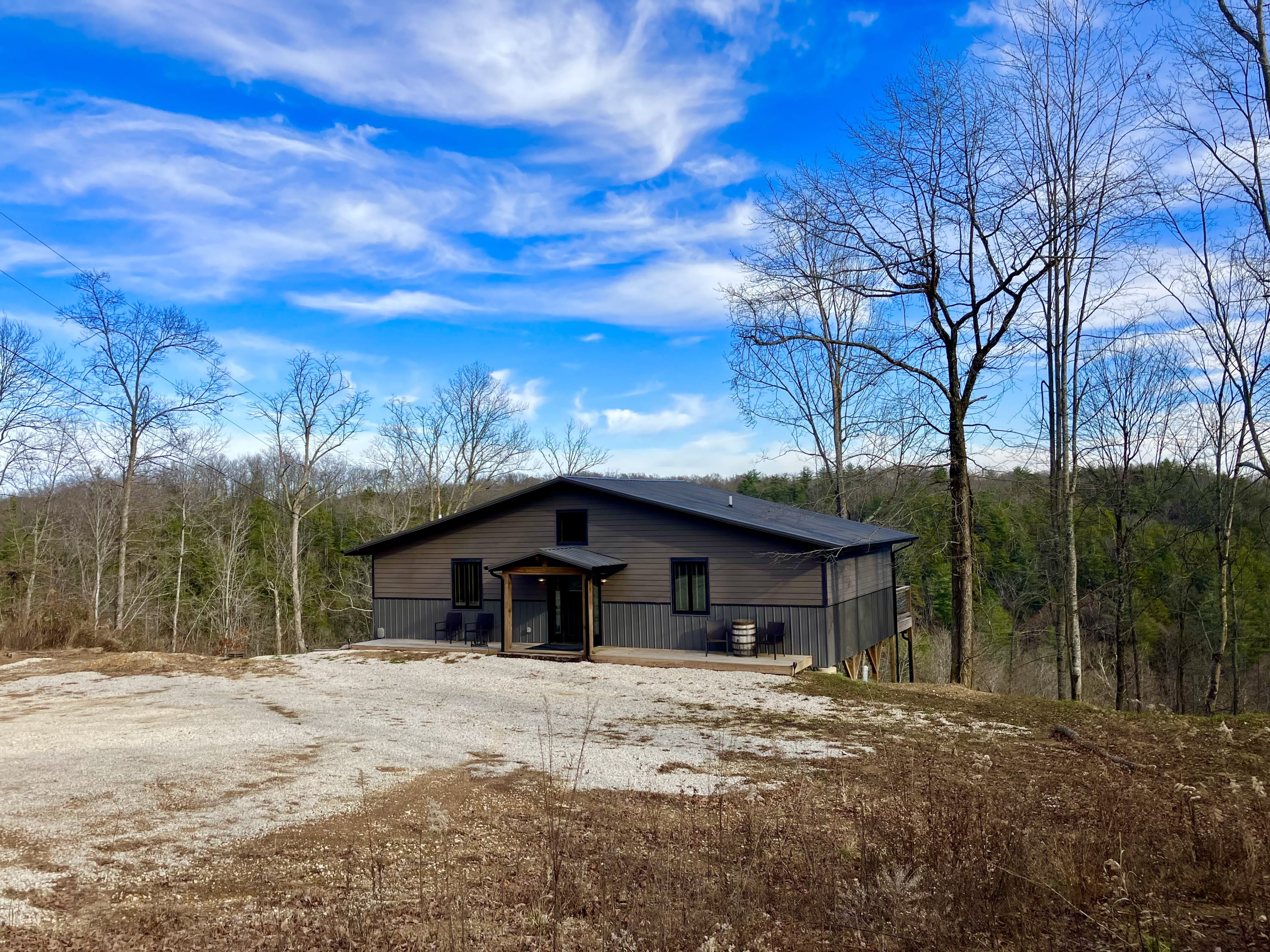 Walden’s Wonder – Artful Cabin w/ Valley View — Pine Ridge, KY — vacation rental