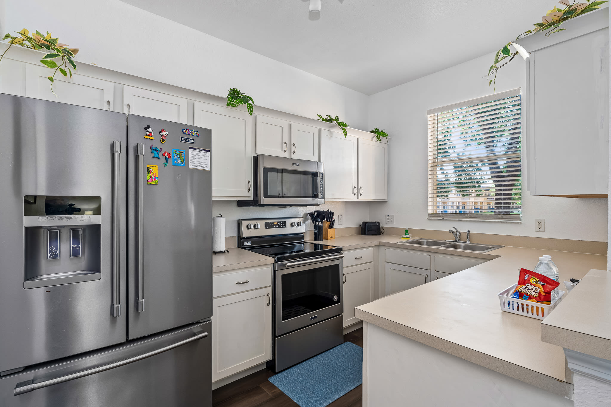 Townhome w/pool slide & lazy river