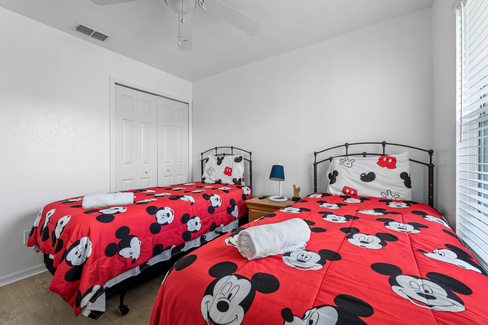 Townhome w/pool slide & lazy river