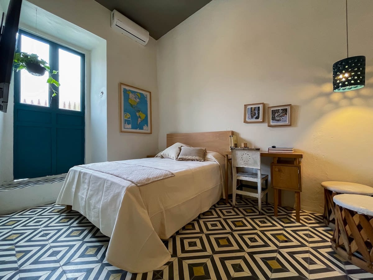 (1) Casa Blanco by Barrio México — Guadalajara, Jalisco — vacation rental