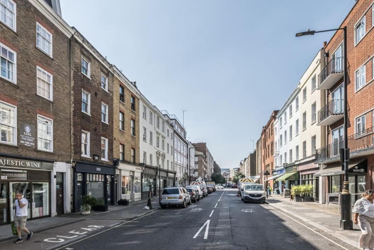 Chic Marylebone Village| Premium Mattress & 55”TV in Crawford Street 102 W1H 2HR - Property image 32 - VivreStays