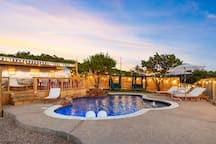 Tiny Home, Pool, Dripping Springs