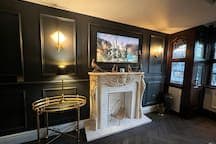 Stunning City Centre Apartment 1 - Photo 2