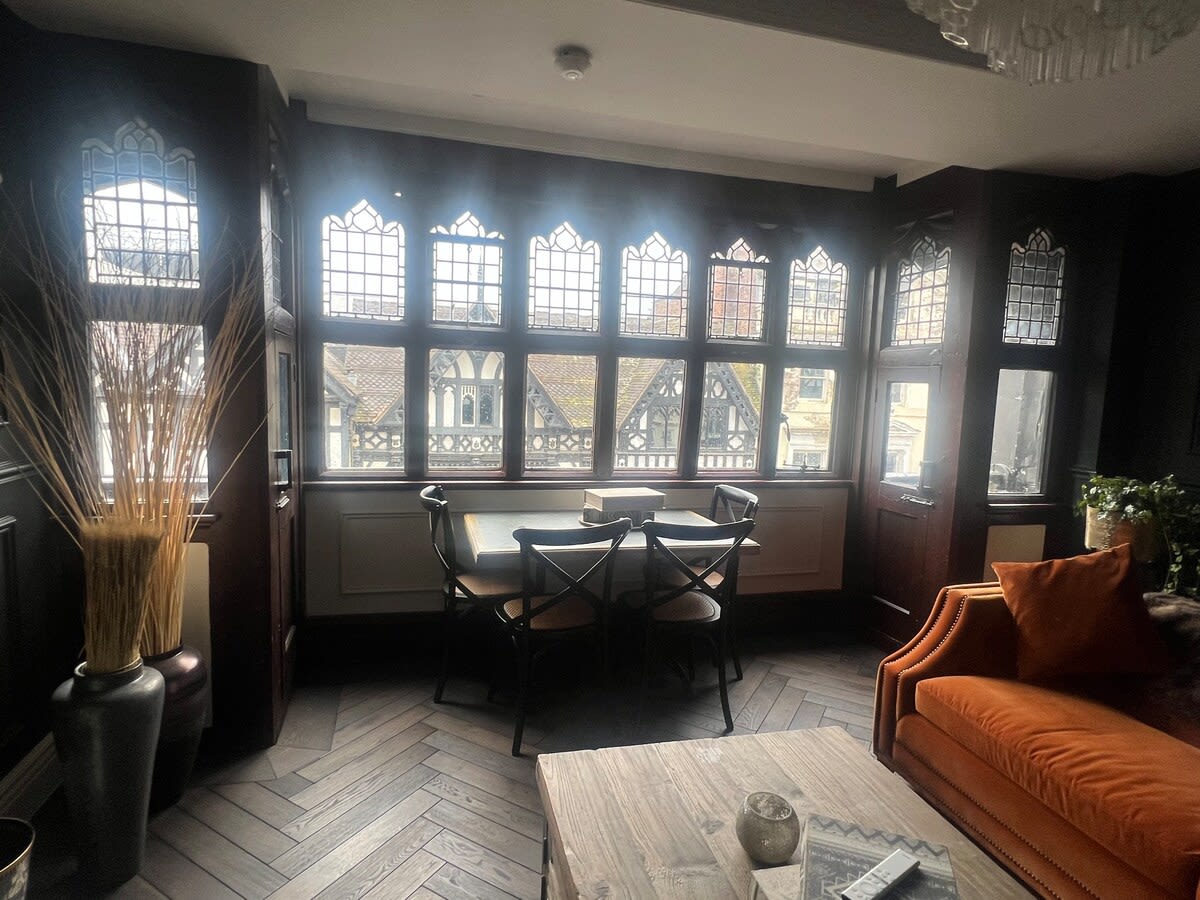 Stunning City Centre Apartment 1 - Photo 30