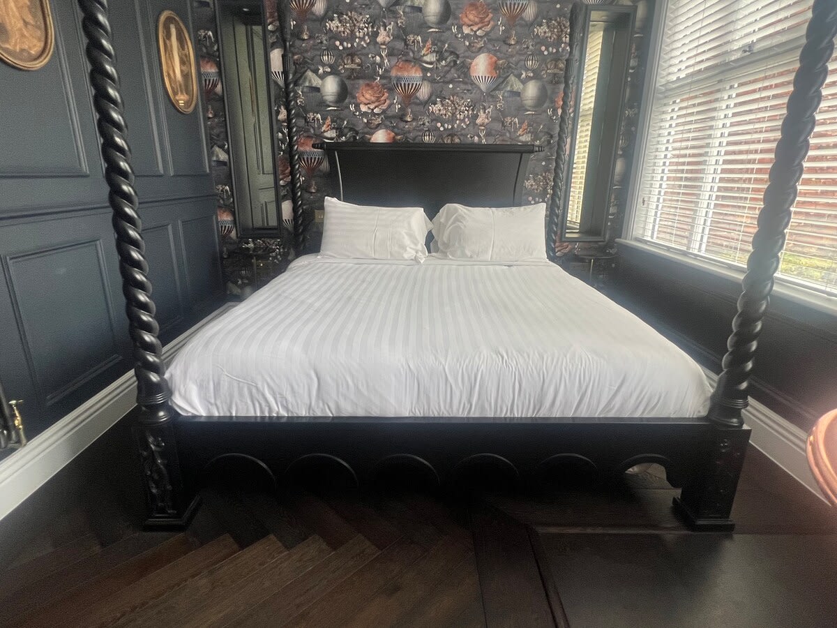 Stunning City Centre Apartment 1 - Photo 18