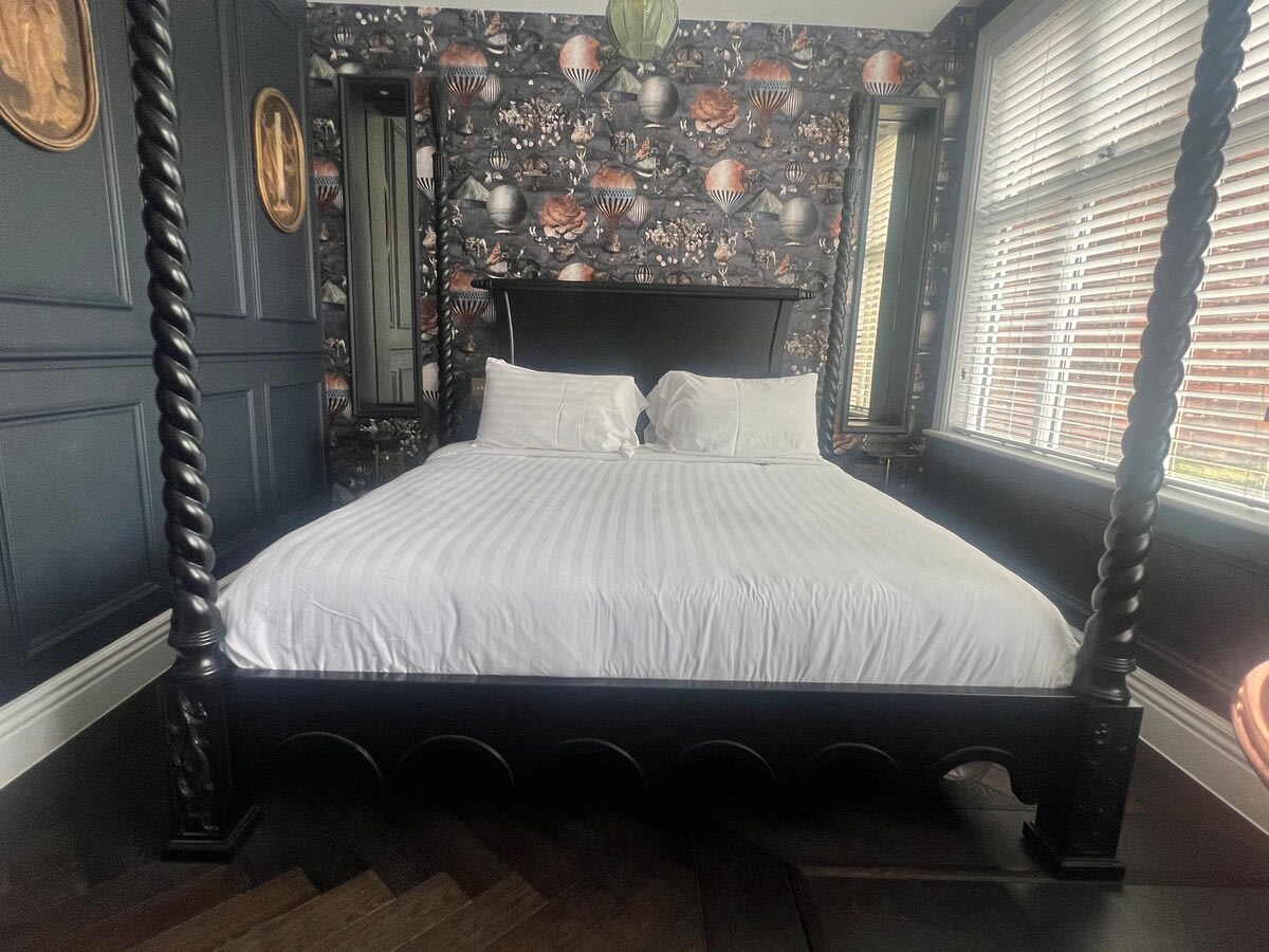Stunning City Centre Apartment 1 - Photo 14